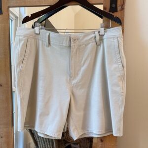 Huk Performance Fishing Shorts Size 38